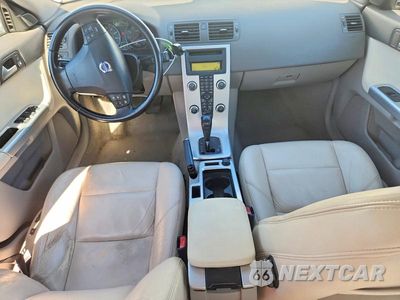 Zdjęcie 8 z 12 samochodu: 2011 VOLVO S40 T5 VIN:YV1672MSXB2536873 - miniatura