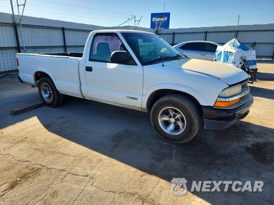 Czwarte zdjęcie samochodu z boku: 2000 CHEVROLET S TRUCK S10 VIN:1GCCS144XY8182118 - miniatura