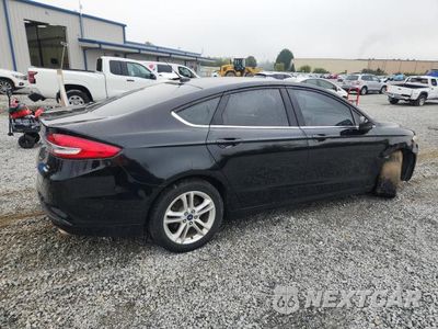 Trzecie zdjęcie samochodu z tyłu: 2018 FORD FUSION SE VIN:3FA6P0HD8JR165816 - miniatura