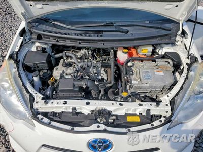 Zdjęcie 11 z 12 samochodu: 2013 TOYOTA PRIUS C TWO VIN:JTDKDTB3XD1557052 - miniatura