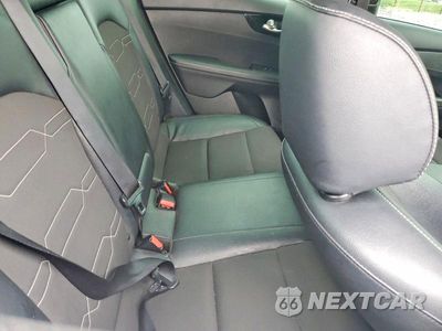 Zdjęcie 10 z 13 samochodu: 2021 KIA FORTE GT LINE VIN:3KPF34AD3ME304785 - miniatura
