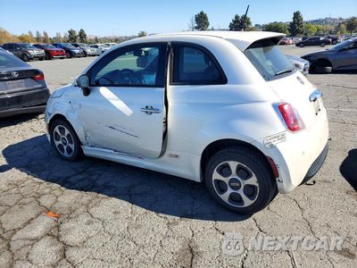 Drugie zdjęcie samochodu z przodu: 2013 FIAT 500 ELECTRIC VIN:3C3CFFGE5DT714106 - miniatura