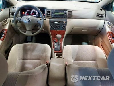 Zdjęcie 8 z 12 samochodu: 2005 TOYOTA COROLLA LE VIN:2T1BR32E15C370752 - miniatura