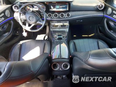 Zdjęcie 8 z 12 samochodu: 2017 MERCEDES-BENZ E 300 VIN:WDDZF4JBXHA090136 - miniatura