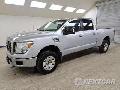 2017 NISSAN TITAN XD SV 1N6BA1F3XHN568832 - główne zdjęcie licytacji z USA - miniatura