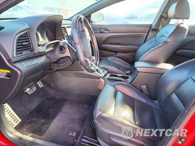 Zdjęcie 7 z 12 samochodu: 2018 HYUNDAI ELANTRA SPORT VIN:KMHD04LB5JU609094 - miniatura