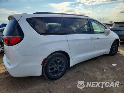 Trzecie zdjęcie samochodu z tyłu: 2019 CHRYSLER PACIFICA TOURING L VIN:2C4RC1BG9KR569419 - miniatura