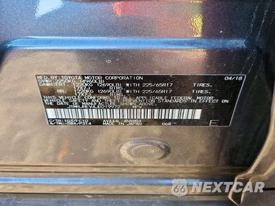 Zdjęcie 14 z 14 samochodu: 2018 TOYOTA RAV4 HYBRID LE VIN:JTMRJREV4JD219972 - miniatura