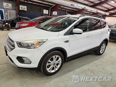 2017 FORD ESCAPE SE 1FMCU9GD7HUC85519 - główne zdjęcie licytacji z USA - miniatura