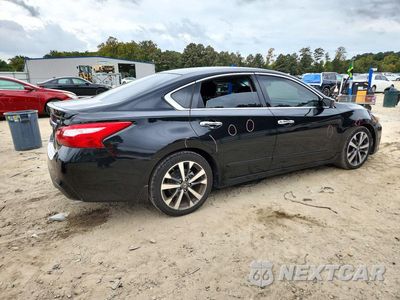 Trzecie zdjęcie samochodu z tyłu: 2016 NISSAN ALTIMA 2.5 SR VIN:1N4AL3AP1GC169113 - miniatura