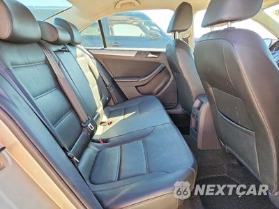 Zdjęcie 10 z 12 samochodu: 2013 VOLKSWAGEN JETTA SE VIN:3VWDX7AJXDM310363 - miniatura