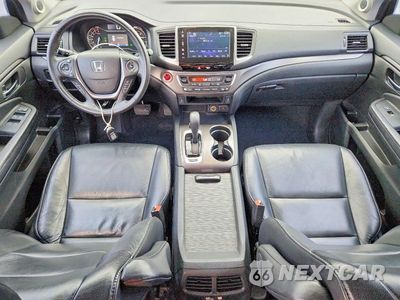 Zdjęcie 8 z 13 samochodu: 2017 HONDA PILOT EXL VIN:5FNYF5H58HB006737 - miniatura