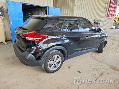 Trzecie zdjęcie samochodu z tyłu: 2020 NISSAN KICKS S VIN:3N1CP5BV6LL492235 - miniatura