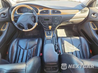 Zdjęcie 8 z 12 samochodu: 2002 JAGUAR S-TYPE VIN:SAJDA01N72FM28447 - miniatura