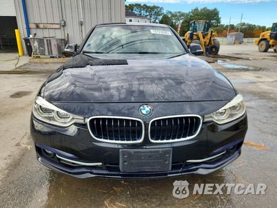 Piąte zdjęcie samochodu w środku: 2018 BMW 330 XI VIN:WBA8D9C59JEM32235 - miniatura