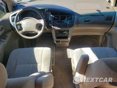 Zdjęcie 8 z 13 samochodu: 1998 TOYOTA SIENNA XLE VIN:4T3ZF13C0WU011974 - miniatura