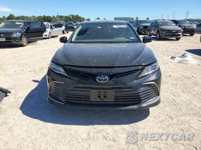 Piąte zdjęcie samochodu w środku: 2023 TOYOTA CAMRY LE VIN:4T1C11AK9PU079120 - miniatura