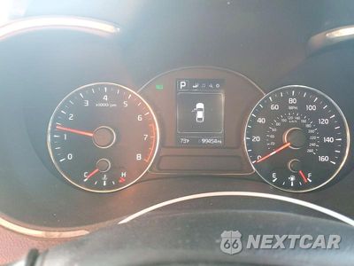 Zdjęcie 9 z 12 samochodu: 2018 KIA FORTE LX VIN:3KPFL4A7XJE196655 - miniatura