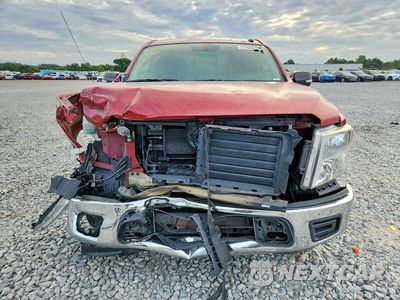 Piąte zdjęcie samochodu w środku: 2019 NISSAN TITAN SV VIN:1N6AA1EK5KN513104 - miniatura