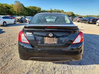 Zdjęcie 6 z 12 samochodu: 2018 NISSAN VERSA S VIN:3N1CN7AP2JL838637 - miniatura