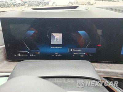 Zdjęcie 9 z 13 samochodu: 2026 BMW X5 XDRIVE50E VIN:5UX43EU07T9328983 - miniatura