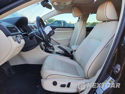 Zdjęcie 7 z 12 samochodu: 2018 VOLKSWAGEN PASSAT SE VIN:1VWBA7A33JC000577 - miniatura