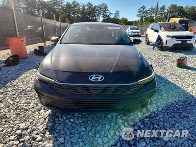 Piąte zdjęcie samochodu w środku: 2024 HYUNDAI ELANTRA BLUE VIN:KMHLM4DJ0RU110804 - miniatura