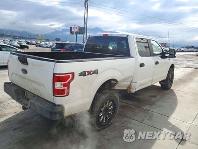 Trzecie zdjęcie samochodu z tyłu: 2020 FORD F150 SUPERCREW VIN:1FTFW1E42LKE24752 - miniatura