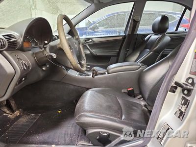 Zdjęcie 7 z 12 samochodu: 2003 MERCEDES-BENZ C 230K SPORT SEDAN VIN:WDBRF40J03F409993 - miniatura