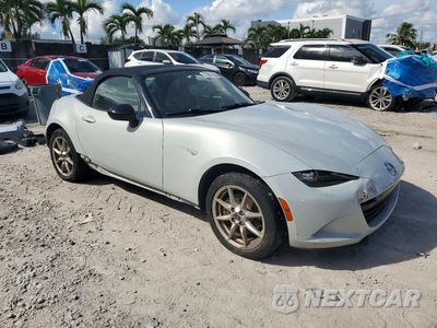 Czwarte zdjęcie samochodu z boku: 2017 MAZDA MX-5 MIATA SPORT VIN:JM1NDAB75H0123315 - miniatura
