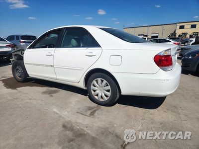 Drugie zdjęcie samochodu z przodu: 2005 TOYOTA CAMRY LE VIN:4T1BE32K75U404371 - miniatura