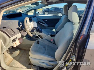 Zdjęcie 7 z 13 samochodu: 2010 TOYOTA PRIUS II VIN:JTDKN3DU9A5121090 - miniatura
