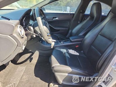 Zdjęcie 7 z 12 samochodu: 2016 MERCEDES-BENZ CLA 250 VIN:WDDSJ4EB2GN292289 - miniatura