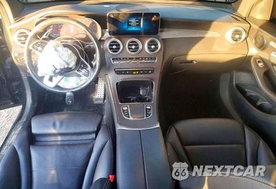 Zdjęcie 8 z 13 samochodu: 2022 MERCEDES-BENZ GLC 300 4MATIC VIN:W1N0G8EBXNG116026 - miniatura
