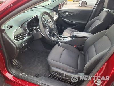 Zdjęcie 7 z 13 samochodu: 2018 CHEVROLET MALIBU LT VIN:1G1ZD5ST5JF192278 - miniatura