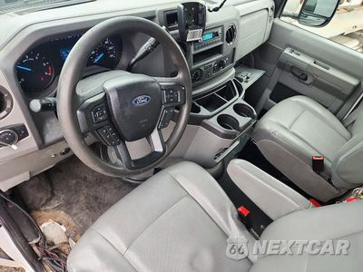 Zdjęcie 8 z 13 samochodu: 2023 FORD E350 REFRIGERATED BOX TRUCK VIN:1FDWE3FK0PDD26384 - miniatura