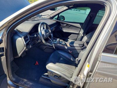 Zdjęcie 7 z 13 samochodu: 2017 AUDI Q7 PREMIUM PLUS VIN:WA1LAAF70HD058211 - miniatura