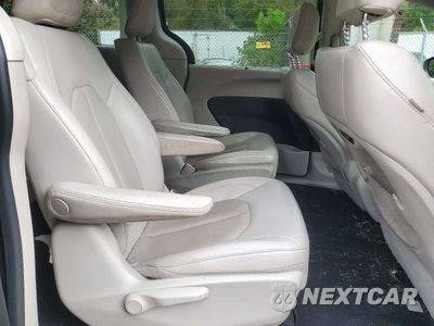 Zdjęcie 10 z 12 samochodu: 2021 CHRYSLER PACIFICA HYBRID TOURING L VIN:2C4RC1L76MR597048 - miniatura