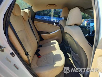 Zdjęcie 10 z 12 samochodu: 2012 HYUNDAI ACCENT GLS VIN:KMHCT4AE8CU252397 - miniatura