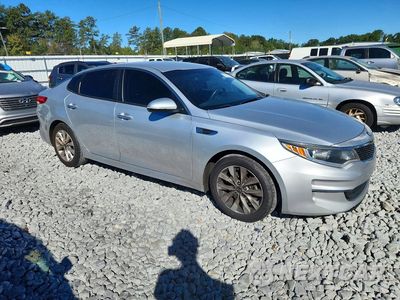 Czwarte zdjęcie samochodu z boku: 2017 KIA OPTIMA LX VIN:5XXGT4L32HG124185 - miniatura