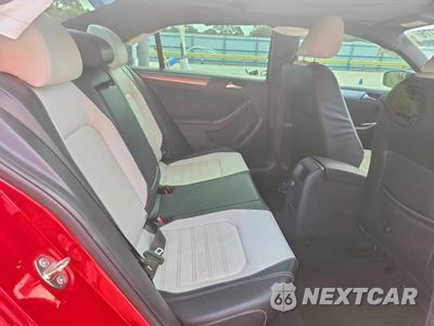 Zdjęcie 10 z 12 samochodu: 2016 VOLKSWAGEN JETTA SPORT VIN:3VWB17AJ4GM304782 - miniatura