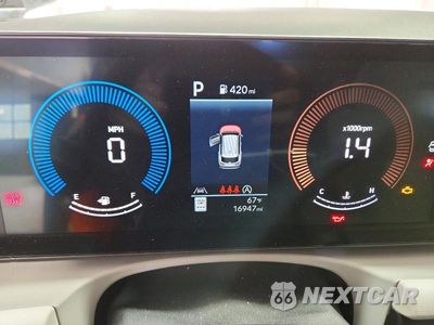 Zdjęcie 9 z 13 samochodu: 2025 HYUNDAI TUCSON SEL VIN:5NMJBCDE5SH568849 - miniatura