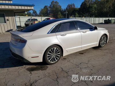 Trzecie zdjęcie samochodu z tyłu: 2017 LINCOLN MKZ SELECT VIN:3LN6L5DC6HR664572 - miniatura