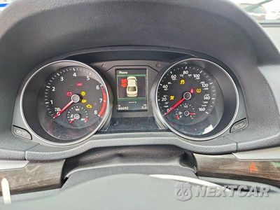 Zdjęcie 9 z 12 samochodu: 2017 VOLKSWAGEN PASSAT SE VIN:1VWGT7A34HC009542 - miniatura