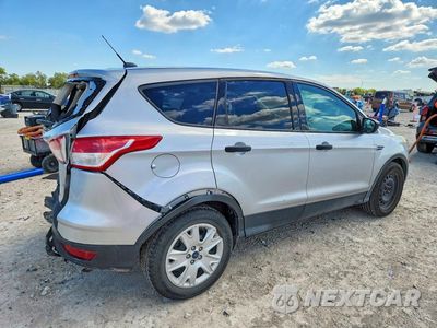 Trzecie zdjęcie samochodu z tyłu: 2014 FORD ESCAPE S VIN:1FMCU0F72EUA55020 - miniatura
