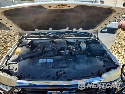 Zdjęcie 11 z 12 samochodu: 2004 GMC NEW SIERRA K3500 VIN:1GTJK33214F248175 - miniatura