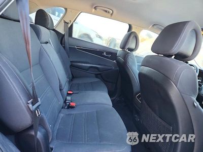 Zdjęcie 10 z 12 samochodu: 2016 KIA SORENTO LX VIN:5XYPGDA34GG133164 - miniatura