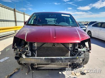 Piąte zdjęcie samochodu w środku: 2019 DODGE GRAND CARAVAN GT VIN:2C4RDGEG0KR785848 - miniatura