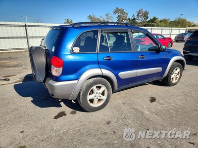 Trzecie zdjęcie samochodu z tyłu: 2002 TOYOTA RAV4 BASE VIN:JTEHH20V726028781 - miniatura