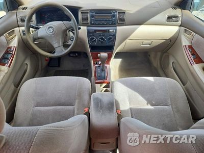 Zdjęcie 8 z 12 samochodu: 2005 TOYOTA COROLLA LE VIN:1NXBR32E05Z375696 - miniatura